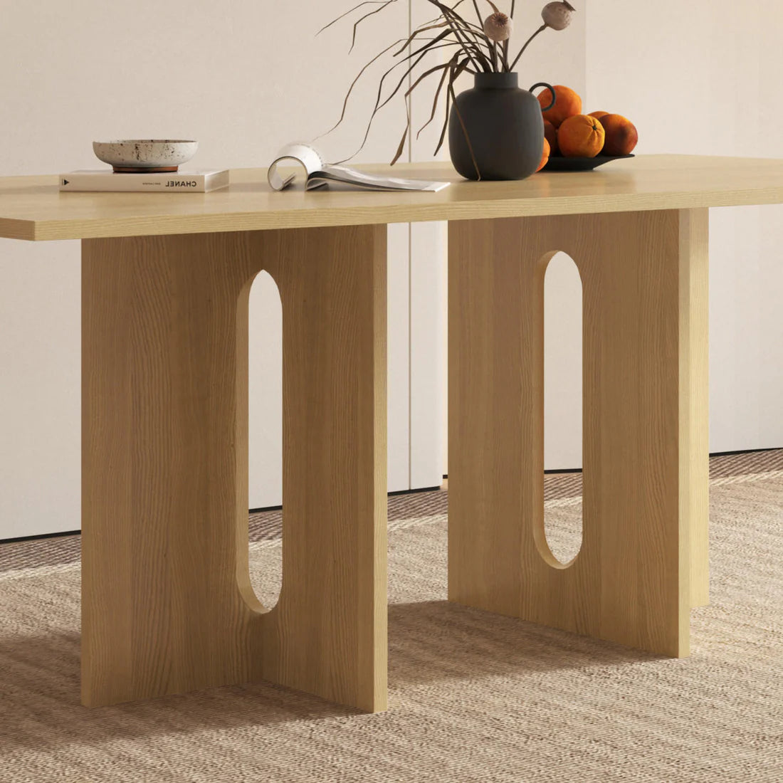 Spacious family dining table 200cm natural